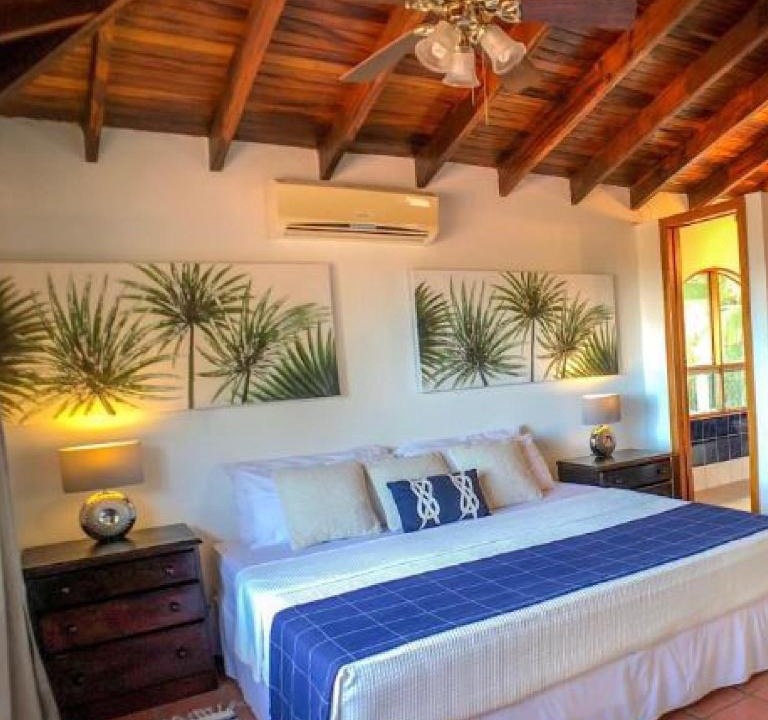 Playa Ocotal Bed & Breakfast | Hotel Casa Blanca