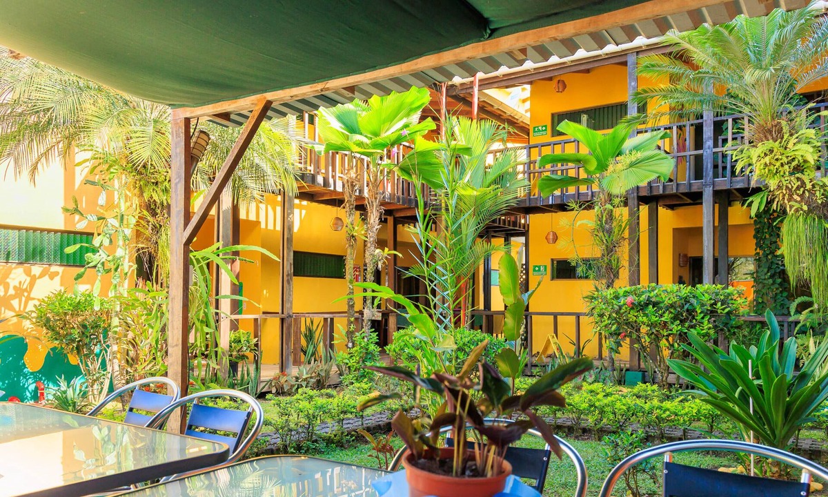 Cahuita Hotel | Hotel La Casa de las Flores Cahuita