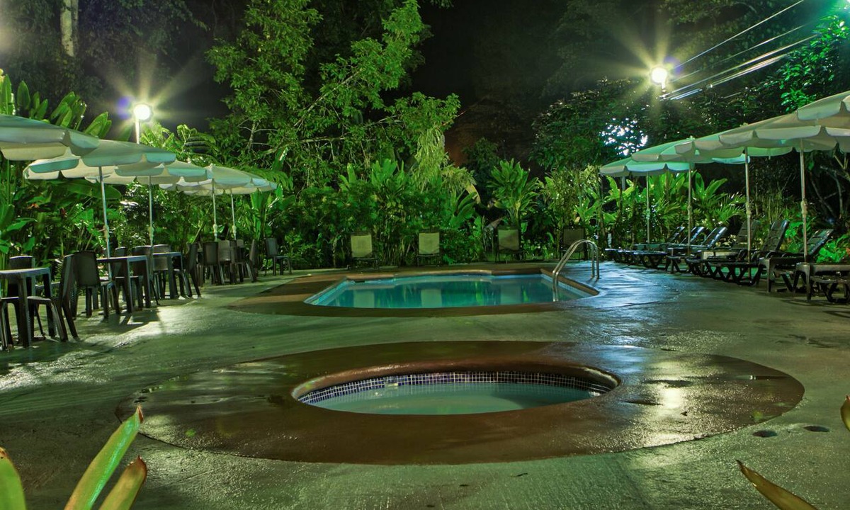 Cahuita Hotel | Hotel La Isla Inn