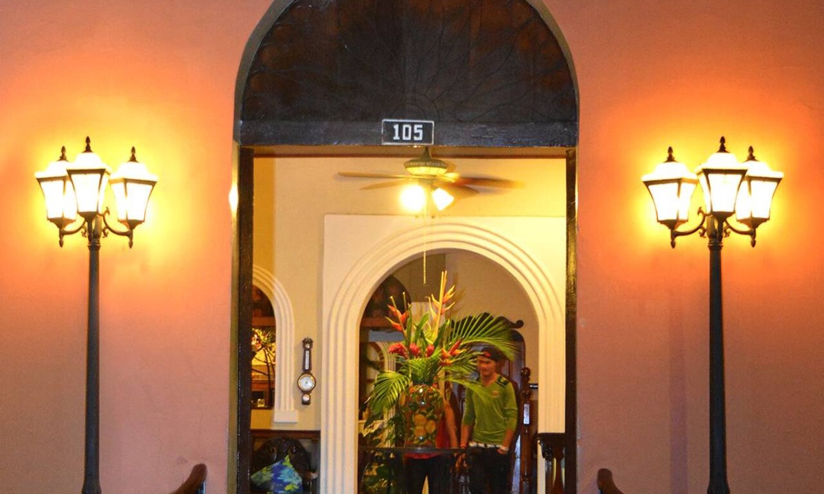 Leon Hotel | Hotel Los Balcones Leon