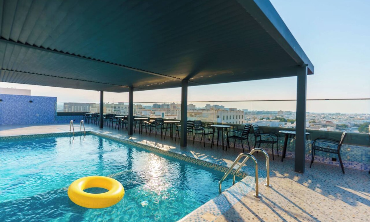 Al Ghubrah Ash Shamaliyyah Hotel | Jarzez Inn