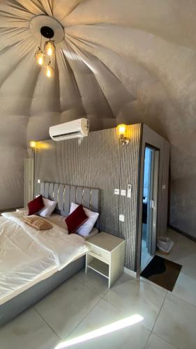 Wadi Rum Hotel | Juliet Rum & Bubbles
