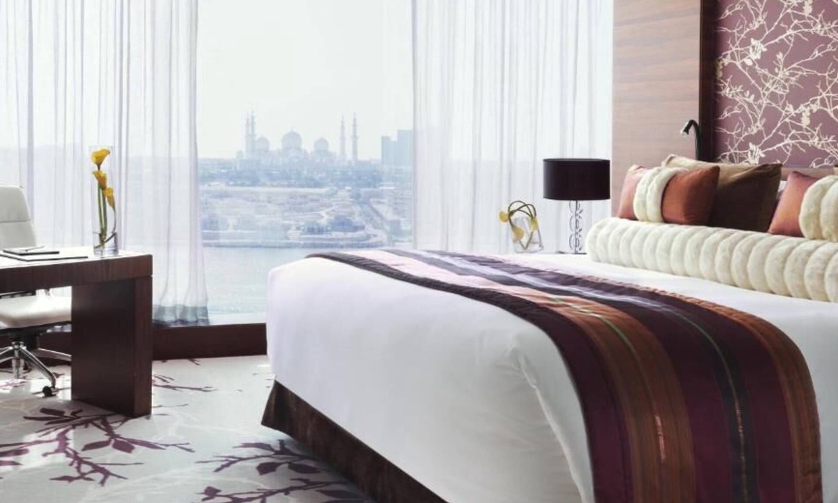 Al Maqta Apartment | Junior King Suite Near Department of Education AUH