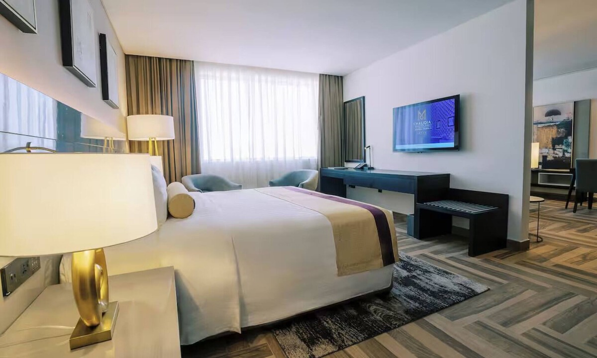 Al Muraqqabat Hotel | Kid-Friendly Escape w/Pool, Burj Khalifa & Dubai Mall Attractions | 3 Units