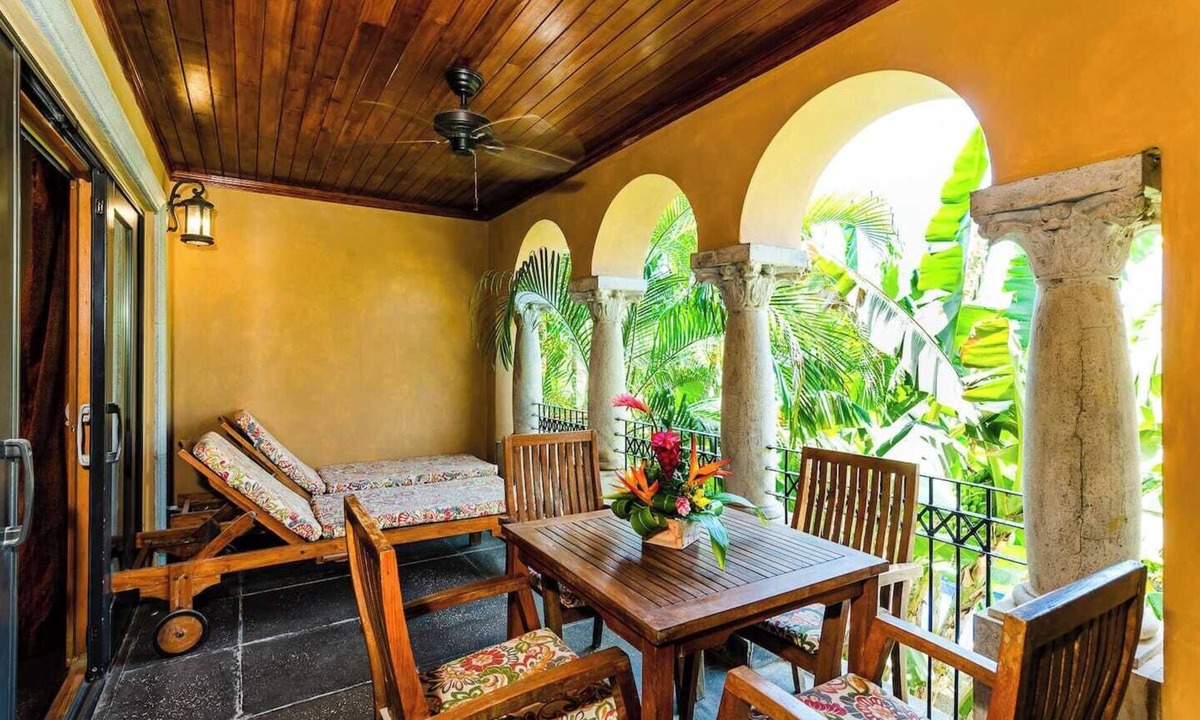 Rio Seco Condo | La Esquina 3, sunset view roof terrace, steps to the beach!