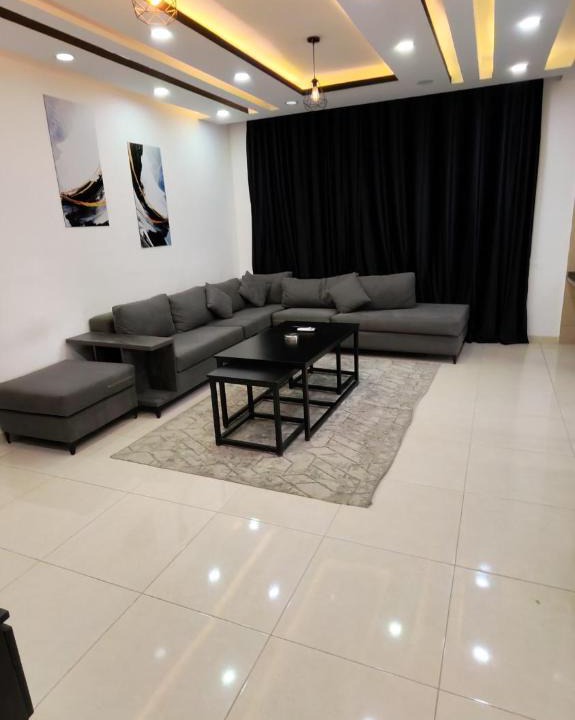 Sahab Apartment | La Perla Apertment Family