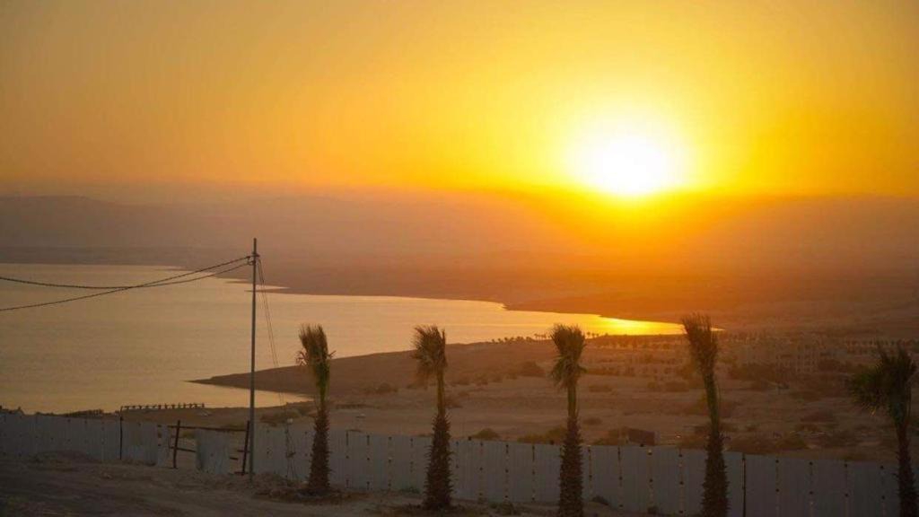 Sweimeh Ski Chalet | lacasa chalet private With a panoramic view of the DeadSea