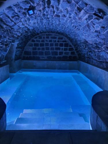 Tiberias Ski Chalet | Lake Mansion