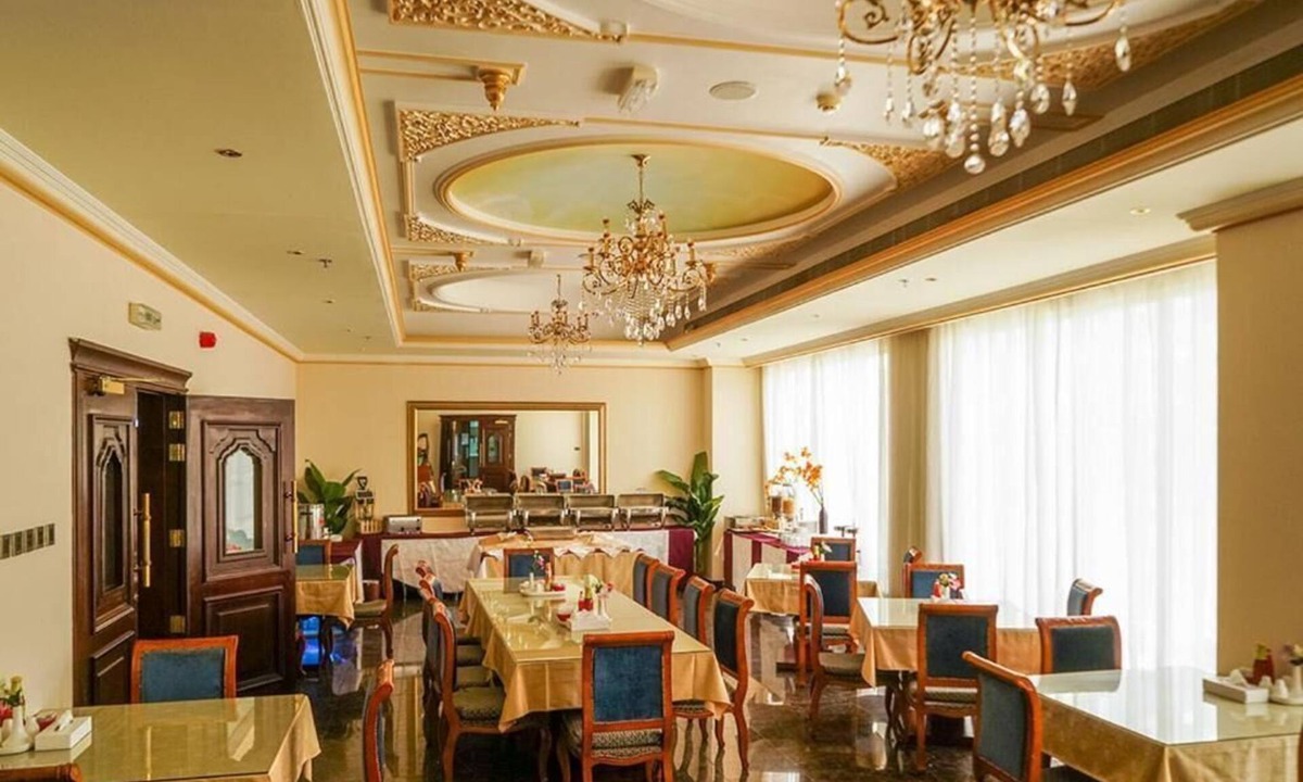 Al Khuwair Hotel | Larosa Hotel