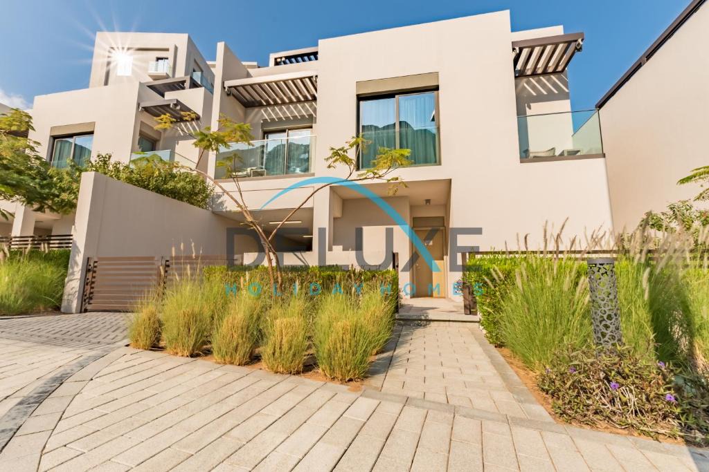 Sharm Apartment | Limited Offer 4BR plus Maid's Villa Close to Beach by Deluxe Holiday Homes