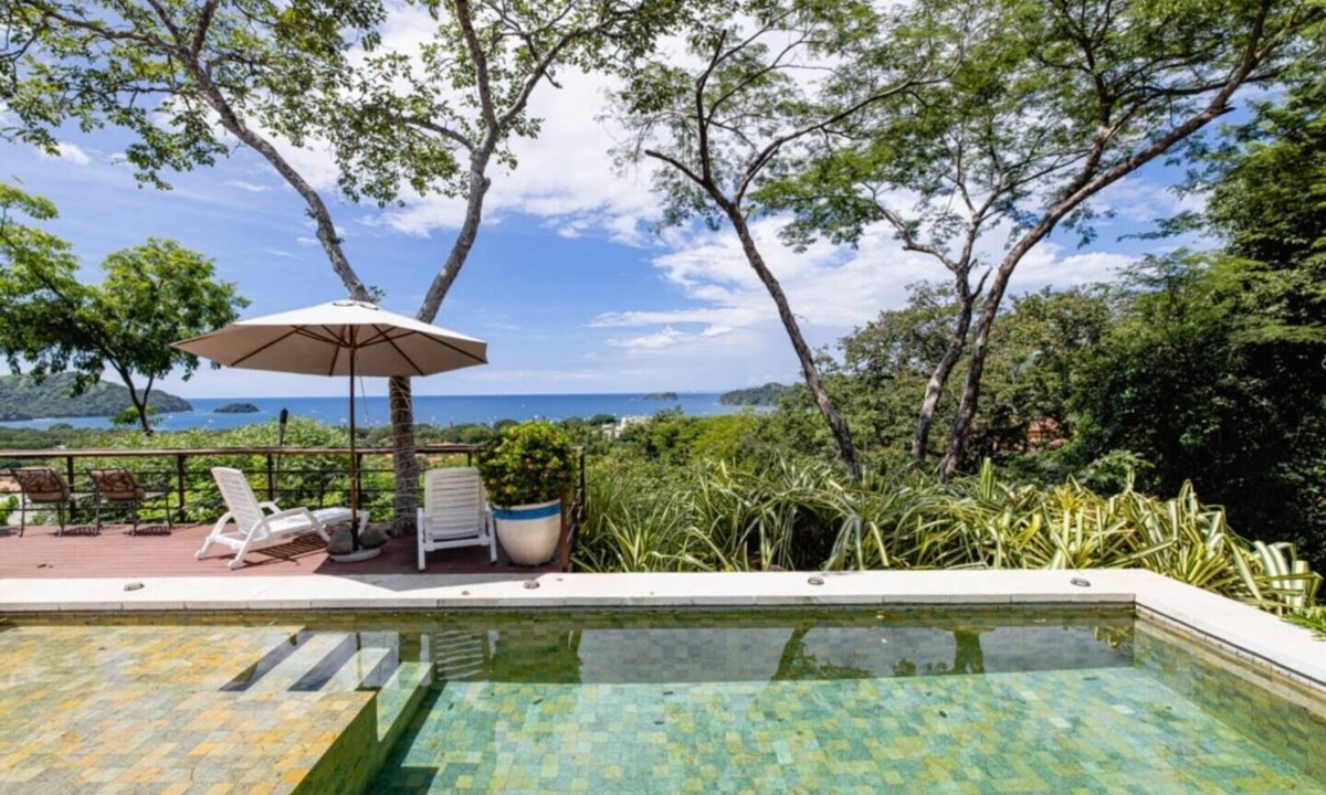 Coco House | Little Dubai 4 BR Luxury Villa in Pacifico Ocean View & Infinity Pool 8 Guests