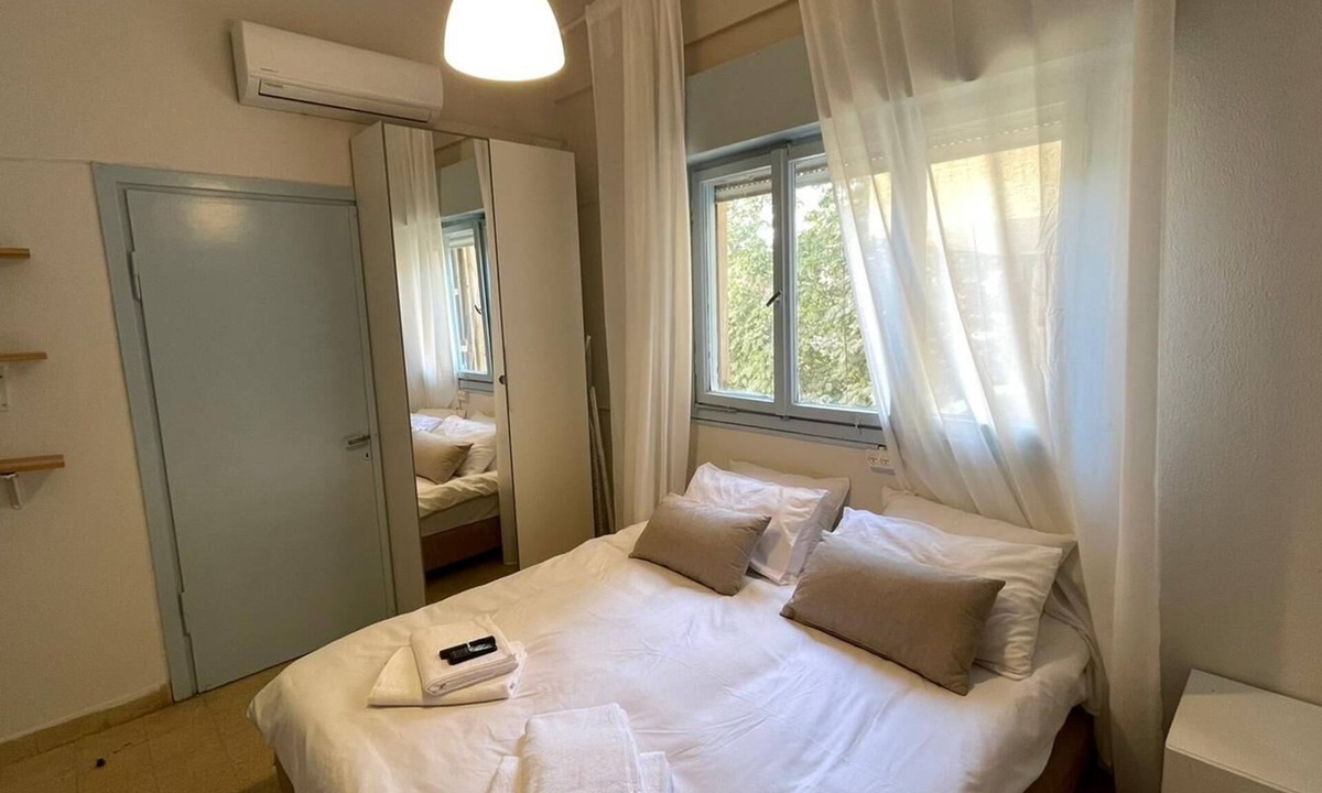 Jerusalem City Centre Apartment | ♥ Lovely 2BDR Apt - Prime Location/Ben Yehuda St ♥
