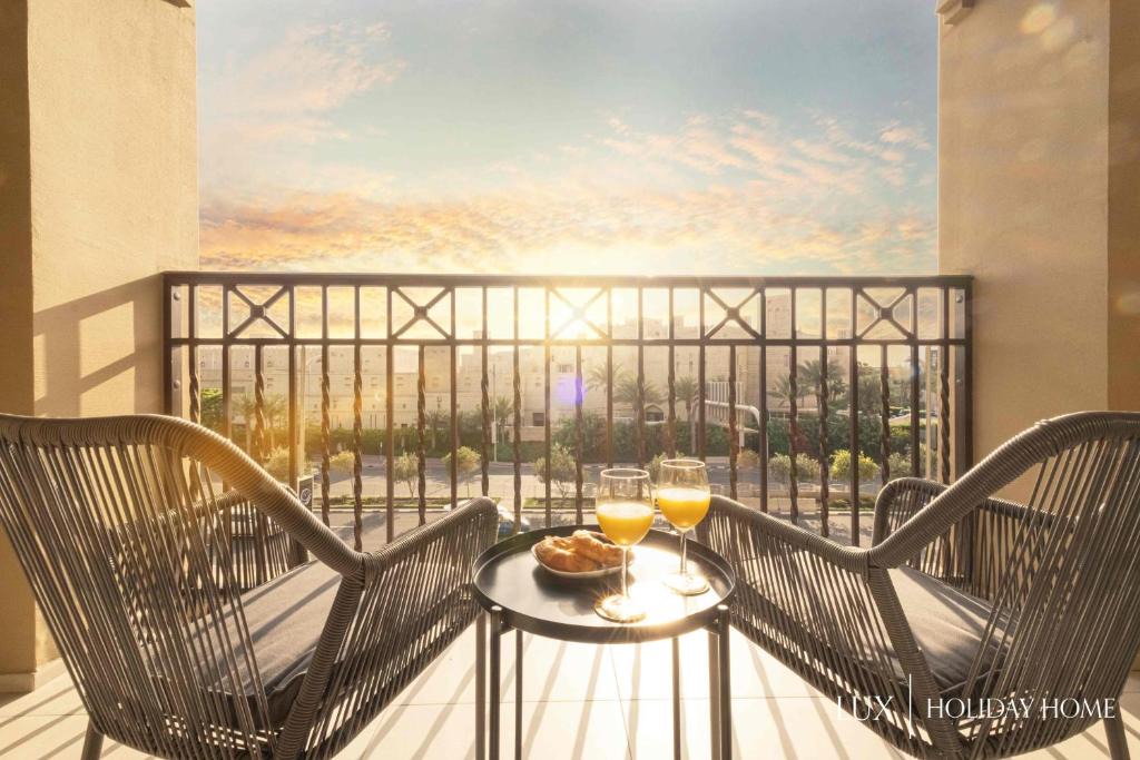 Umm Suqeim 3 Apartment | LUX The Spectacular Burj Al Arab Suite