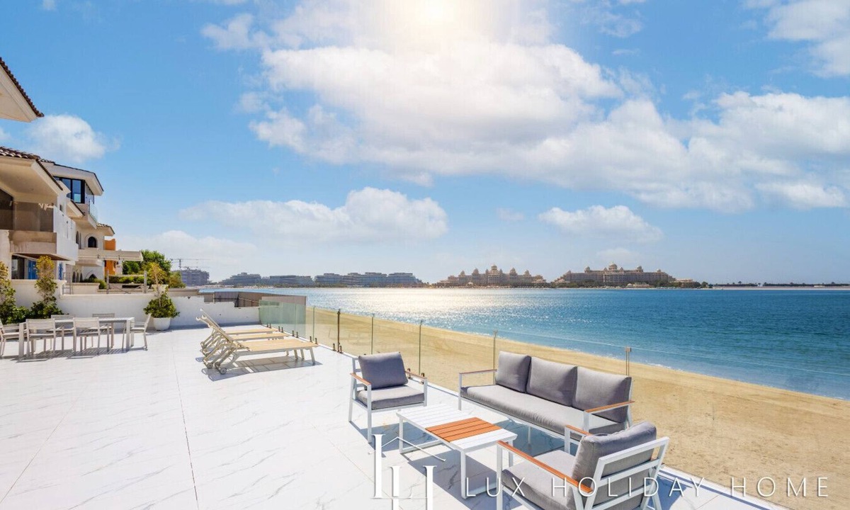 Palm Jumeirah Villa | LUX The Ultimate Island Palm Villa