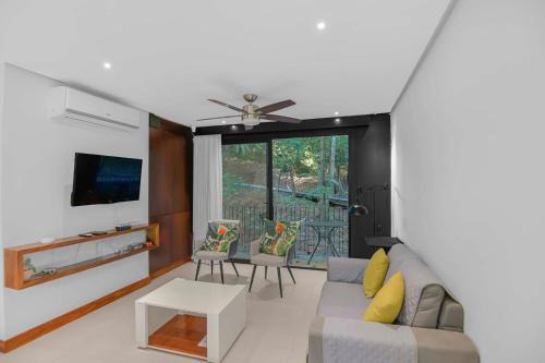 Jaco Apartment | Luxury 2BR condo in Nautilus, Místico
