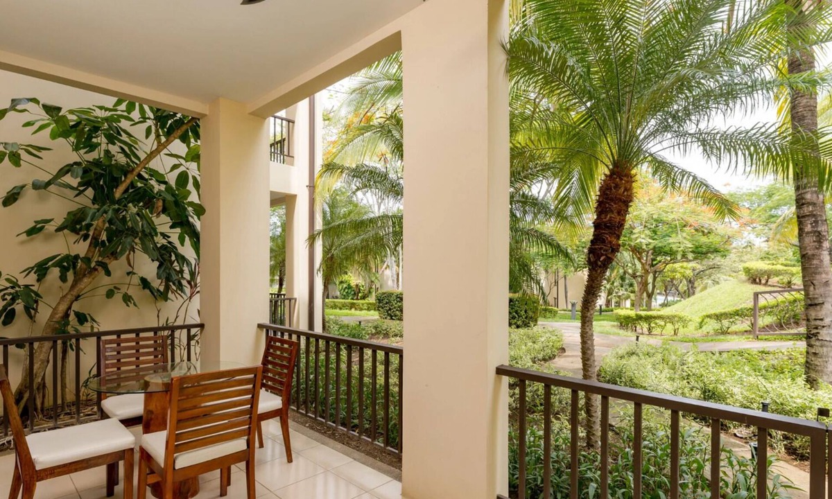 Coco Condo | Luxury 3-bedroom, 2-bath condo at the Breeze Private Residences Club w/amenities