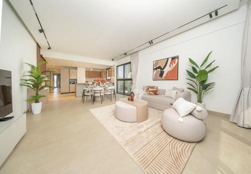 Ajman Apartment | Luxury 3BR with Golf & Lake Views