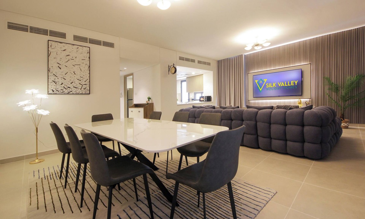Al Hamriya Villa | Luxury 4BR near Al Hamriyah with Private Garden