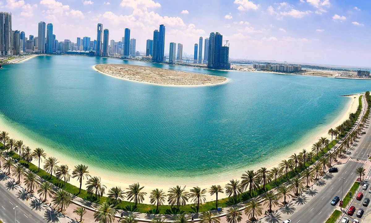 Al Majaz Apartment | Luxury Apartment El Khan 2 BHK sea front gym, pool, sauna, wifi