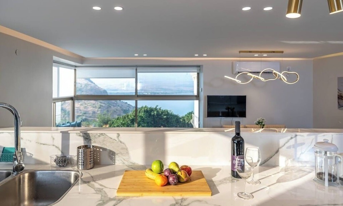 Tiberias Apartment | Luxury apartment with panoramic view