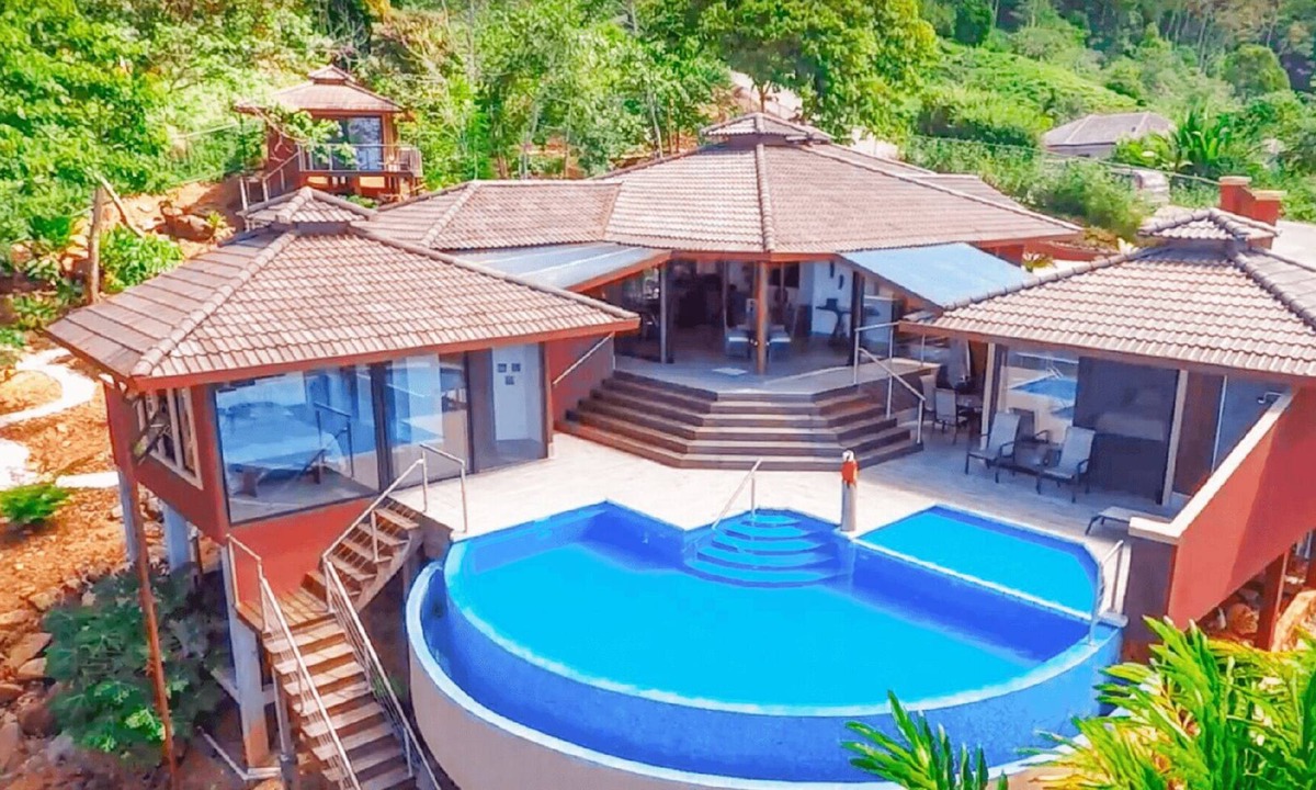 Dominical House | Luxury home in Escaleras, near Dominical, with sweeping ocean views