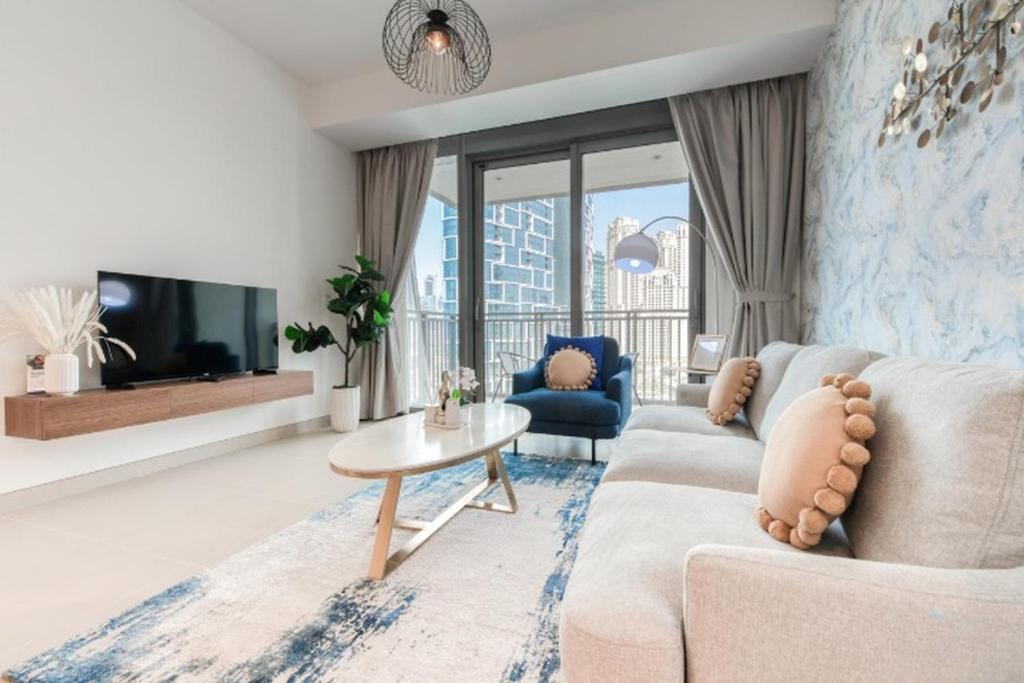Dubai Marina Apartment | Luxury Sea View 1BR in JBR with easy Bluewaters Access