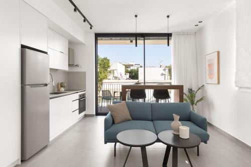 Tel Aviv Promenade Apartment | Luxury Studio Beach Flat 421