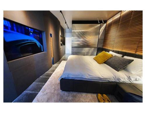 Herzliya Apartment | Luxury studio on Tlv w balcony on the sea