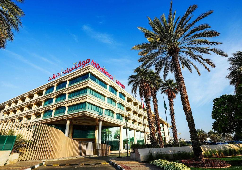 Garhoud Hotel | Mövenpick Grand Al Bustan