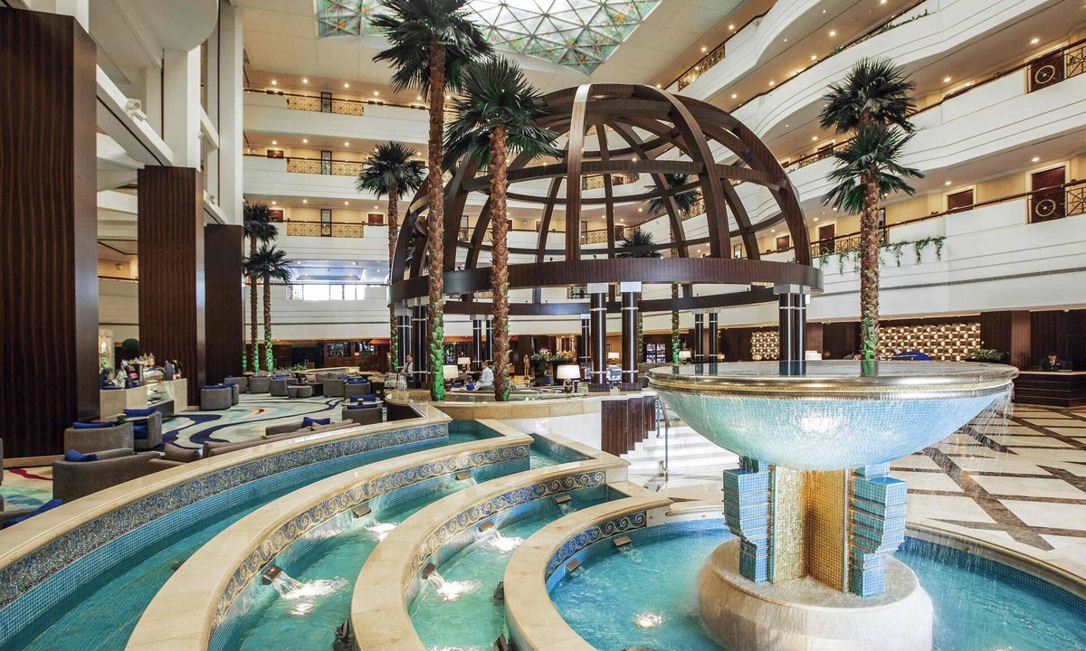 Garhoud Hotel | Mövenpick Grand Al Bustan Dubai