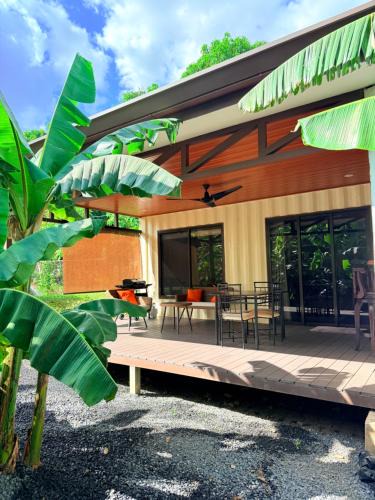 Sardinal Apartment | M&M Container Home