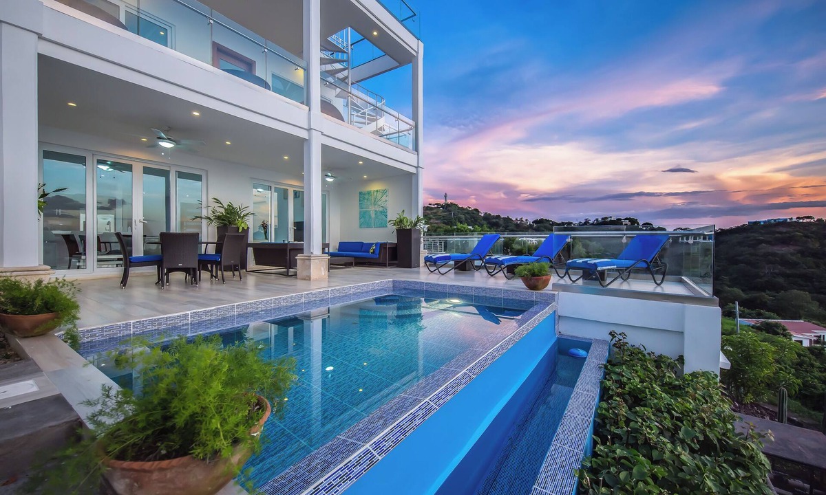 Pacific Marlin Hotel | Malibu At Pacific Marlin