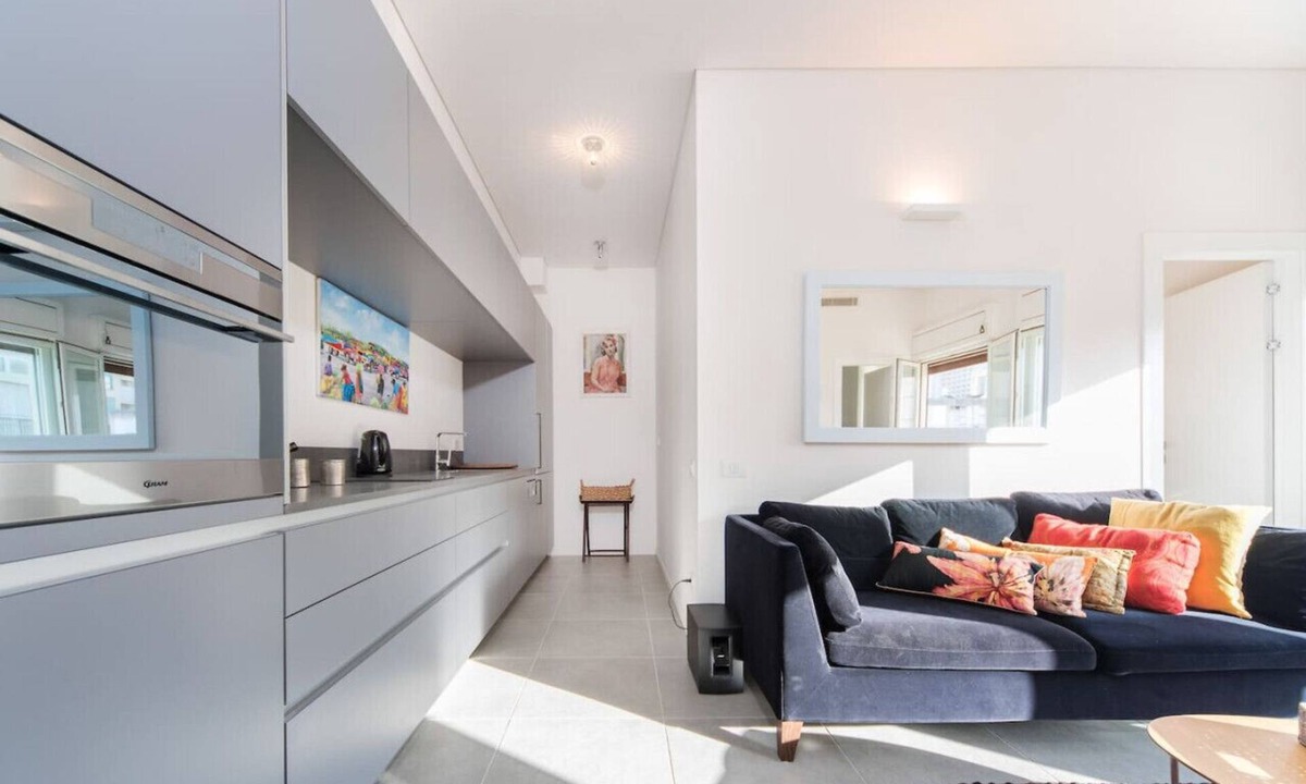 Old North Apartment | MAMAD - Sea N'Rent - 204 Ben Yehuda Tel Aviv