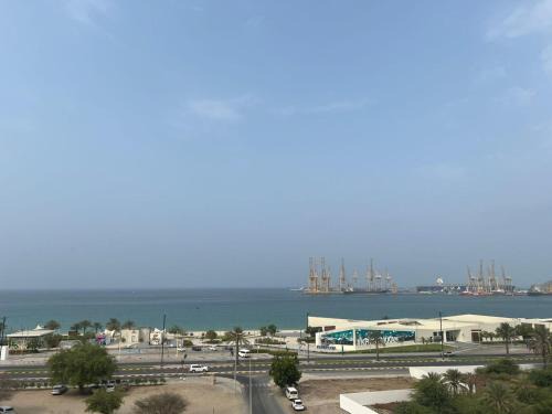 Khor Fakkan Apartment | MANAZEL ladies and Family stay only corniche