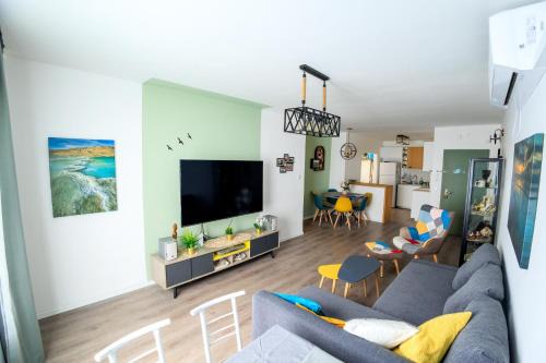 Beersheba Apartment | Mandy's Place - By Soroka Medical Center and BGU
