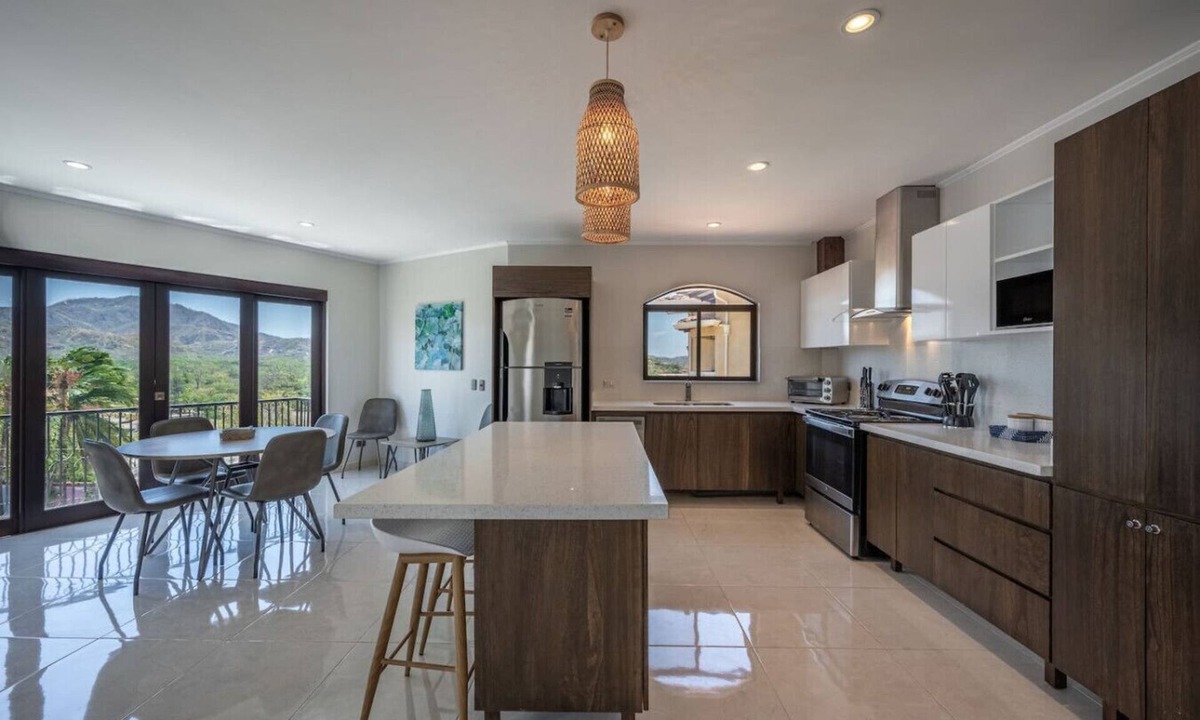 Playa Flamingo Condo | Marina Real 6 Gorgeous Condo, Great Location!