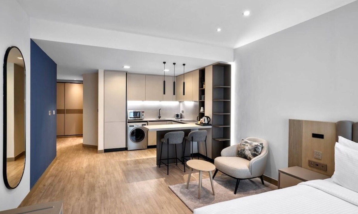 DIFC Hotel | Marriott Dubai | Deluxe | Set Your Own Pace on SZR | 2 Units