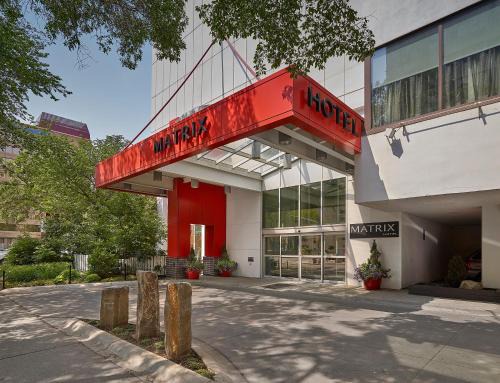 Downtown Edmonton Hotel | Matrix Hotel