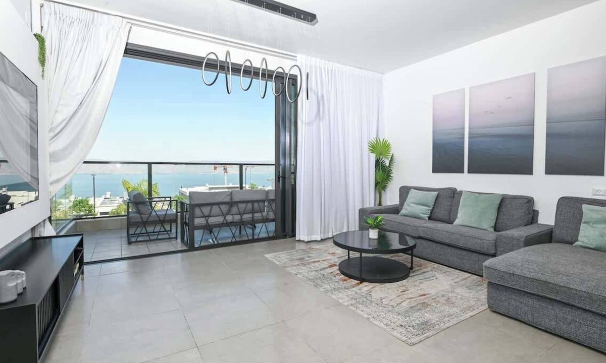 Tiberias Apartment | Michelangelo Kinneret Family Apartment