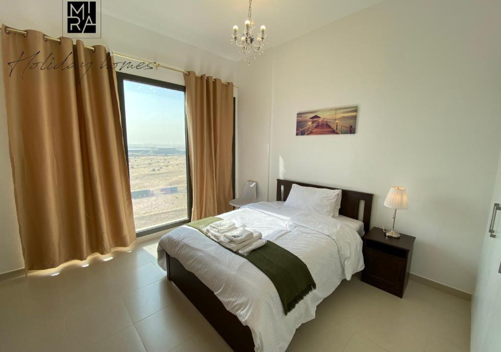 Dubai Apartment | Mira Holiday Homes - Serviced Studio in Una Apartment
