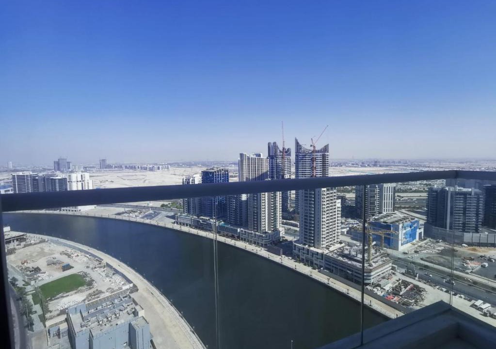 Downtown Dubai Apartment | Modern 1 Bedroom Apartment, Business Bay Dubai