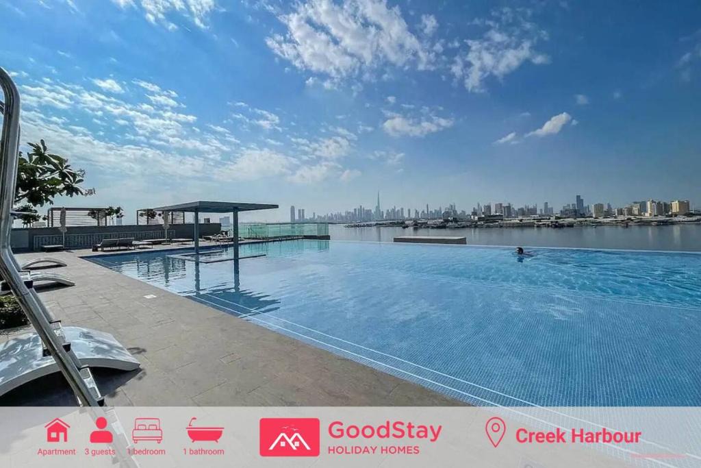 Dubai Apartment | Modern 1BDR in Creek with Amazing View, High Floor