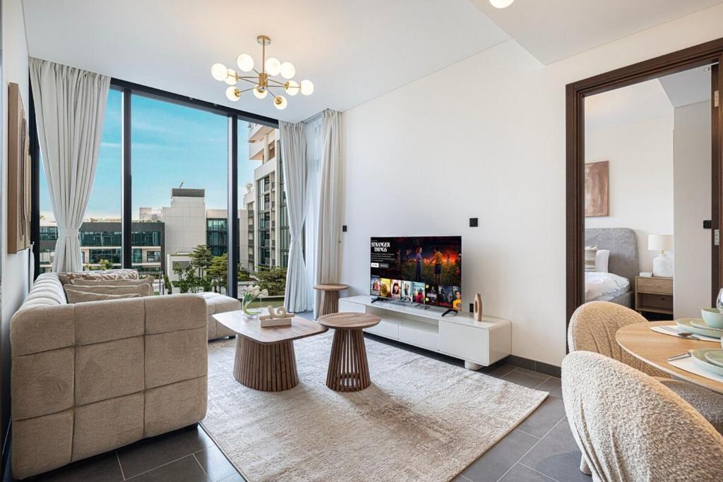 Nad Al Sheba Apartment | Modern 2 Bedroom Apartment in Sobha Hartland