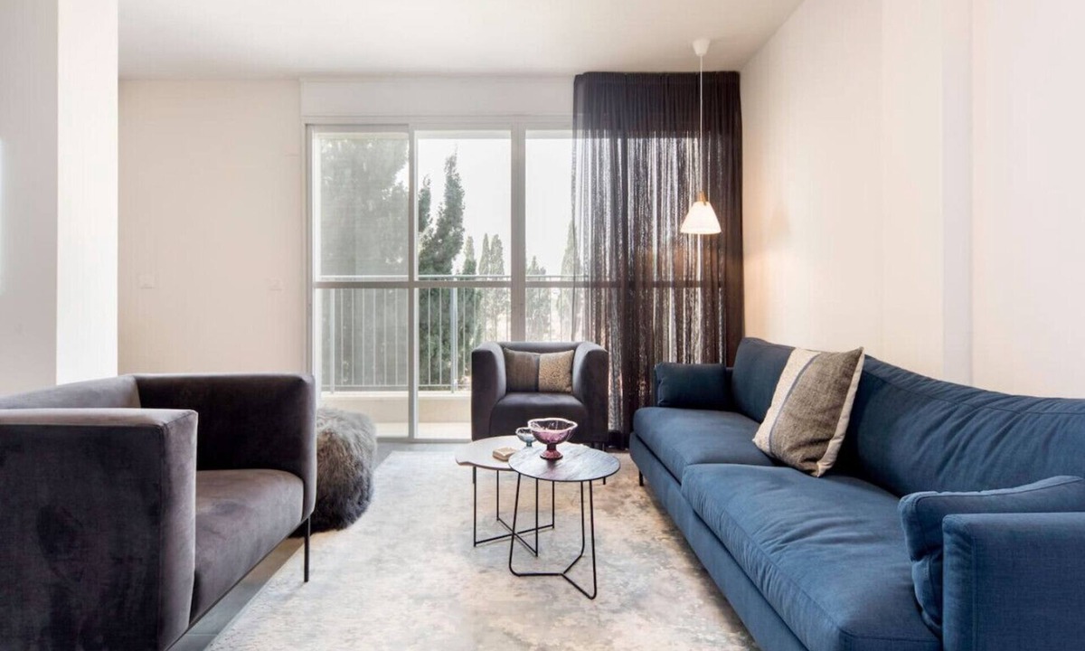 Ramat Hasharon Apartment | Modern 2BR Apt w Private Parking in City Center