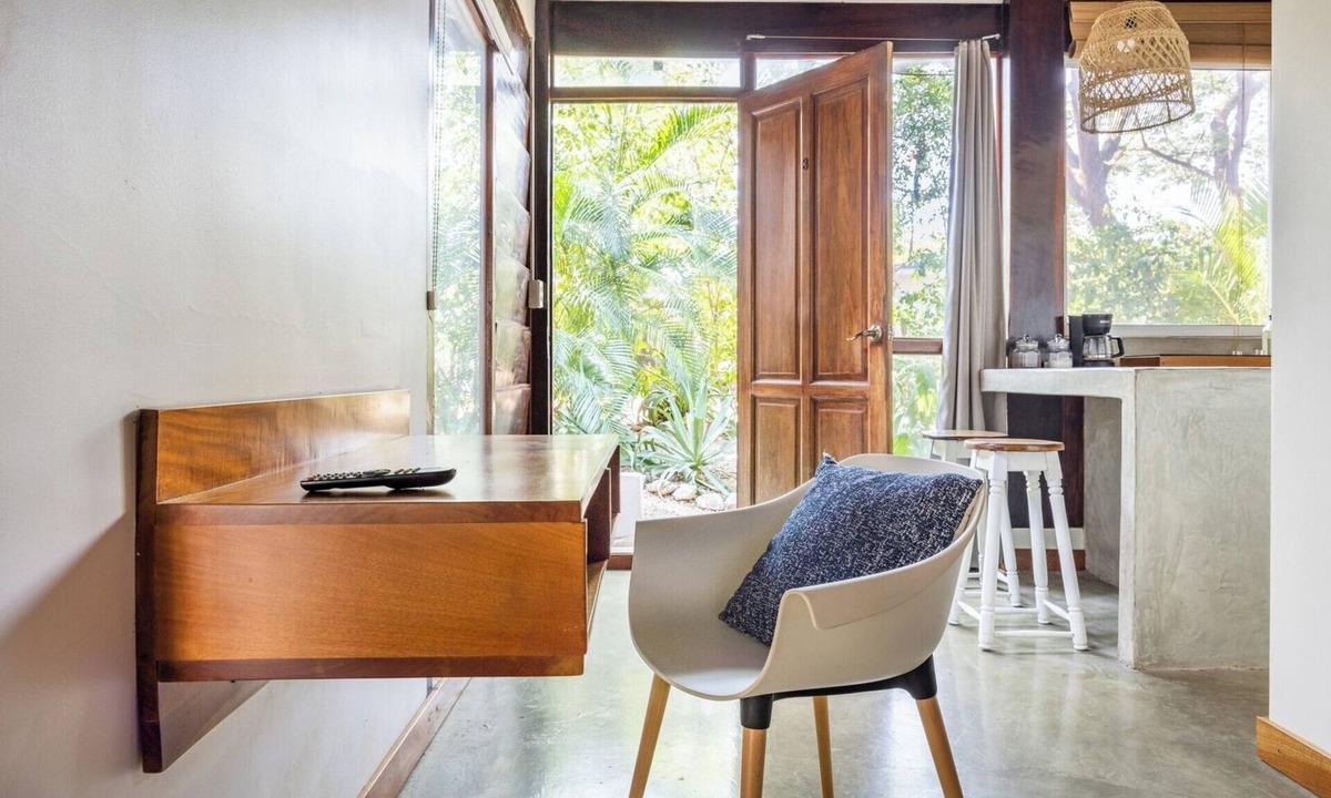 Playa Grande Apartment | Modern and spacious King studio w/AC, kitchen, pool