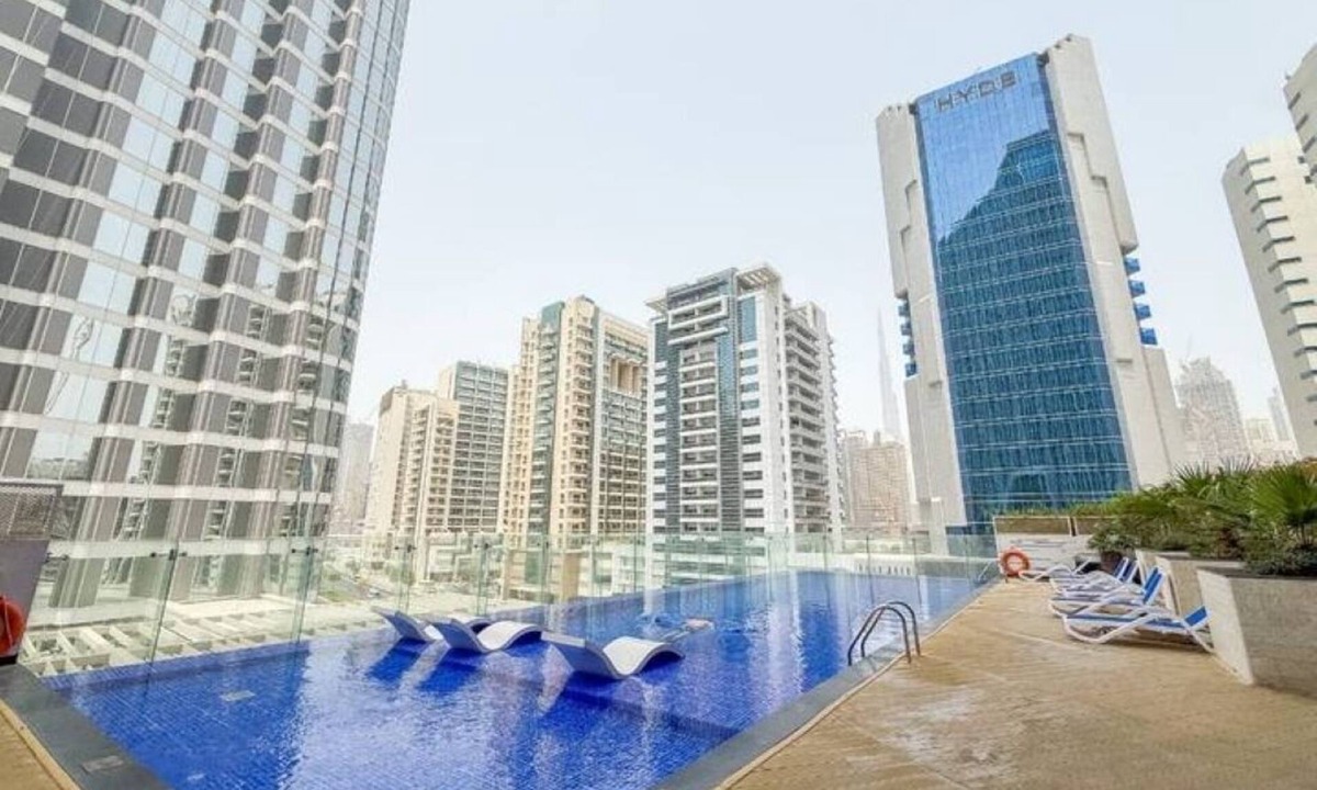 Downtown Dubai Apartment | Modern apartment near the airport - Comfort for 2 to 4 travelers