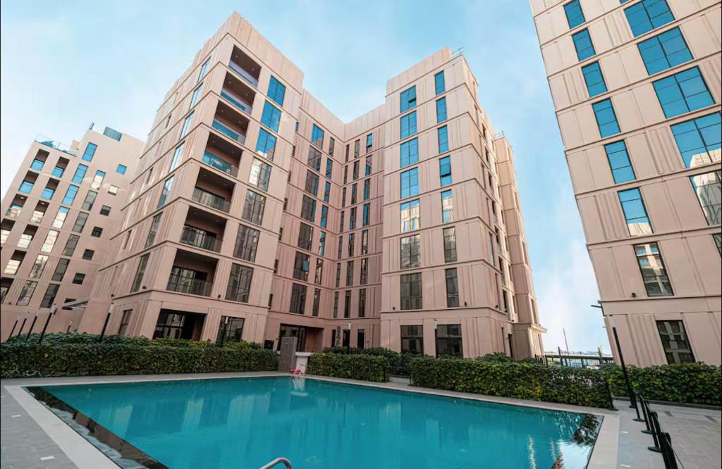 Sharjah Apartment | Modern studio Al mamsha by Alef