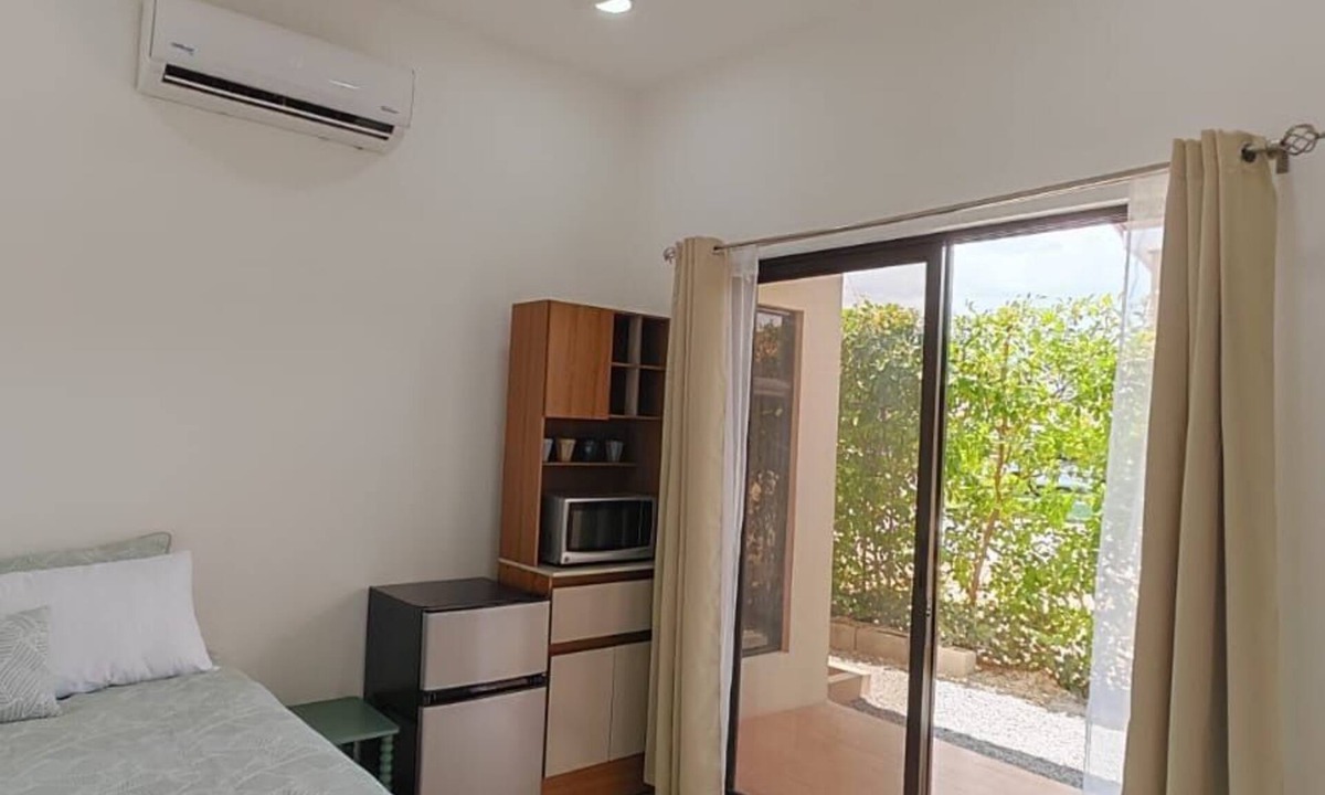 Liberia Apartment | Modern studio near airport A/C + Pool Wifi. Security 24hrs.