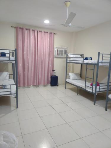 Al Ghubrah Ash Shamaliyyah House | Muscat Galaxy Hostel