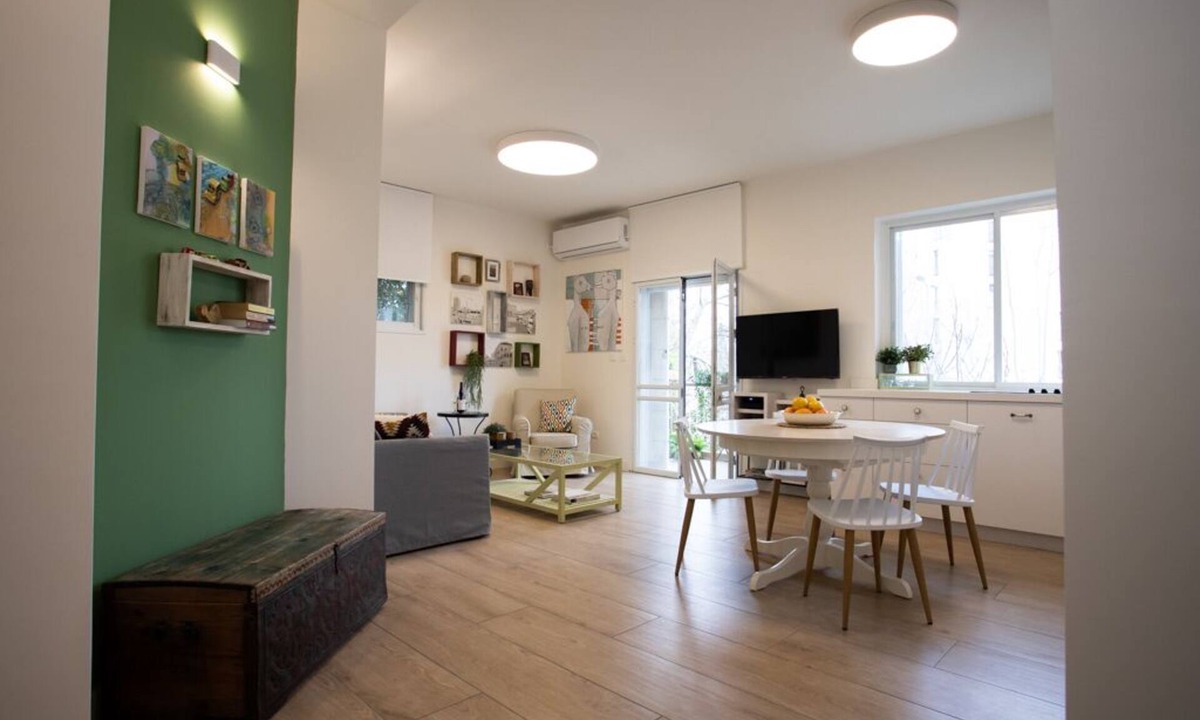 Mamilla Apartment | My Jerusalem Home, 2 bedrooms and two bathrooms, sleeps six